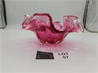 CRANBERRY GLASS CENTER PIECE