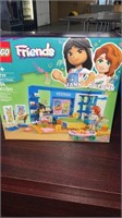 LEGO Friends Liann's Room Mini-Doll & Toy Pet