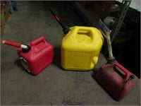 Assorted gas tanks