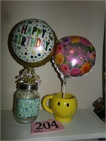 SMILE MUG AND BALLOONS