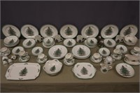 SPODE CHRISTMAS TREE DINNERWARE 113 PCS.: