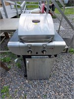Stainless Steel Charbroil Grill w/ Propane Tank