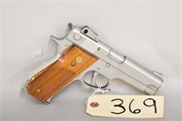 (R) Smith & Wesson 639 9mm Semi Auto Pistol