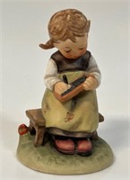 CUTE HUMMEL FIGURINE - BUSY STUDENT