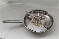 WOLFGANG PUCK 12" OMELET PAN WITH FLIPPER