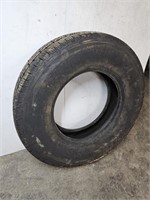 Firestone 9.50 R 16.5 LT Tire