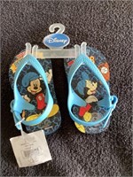 G) Disney toddler size small flip-flops, new with
