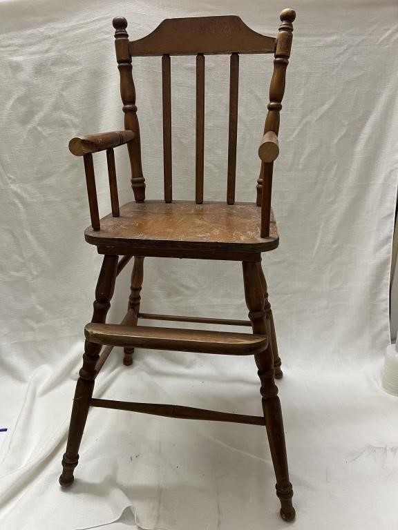 VTG Thayer Wooden High Chair- No Tray READ