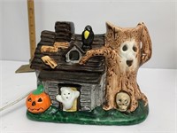 Light up ceramic haunted house tested and working