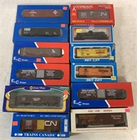 12 HO Train Cars-Accuready, Life-Like, others