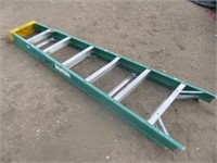 Davidson 6’ Fiberglass & Aluminum Step Ladder.