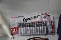 ENERGIZER TRIPLE AAA BATTERIES