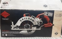 Skilsaw SPT 77 WML-01 (7-1/4 inch Worm Drive Saw)