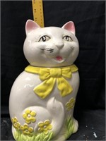 Cat cookie jar