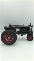 McCormick-Deering F20 Farmall 1/16 Tractor