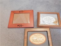 3 Wood framed sayings  BR2