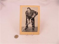 1944/64 BEEHIVE Photo Hockey Leo Gravelle