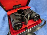 vintage scope 7x35 binoculars in case
