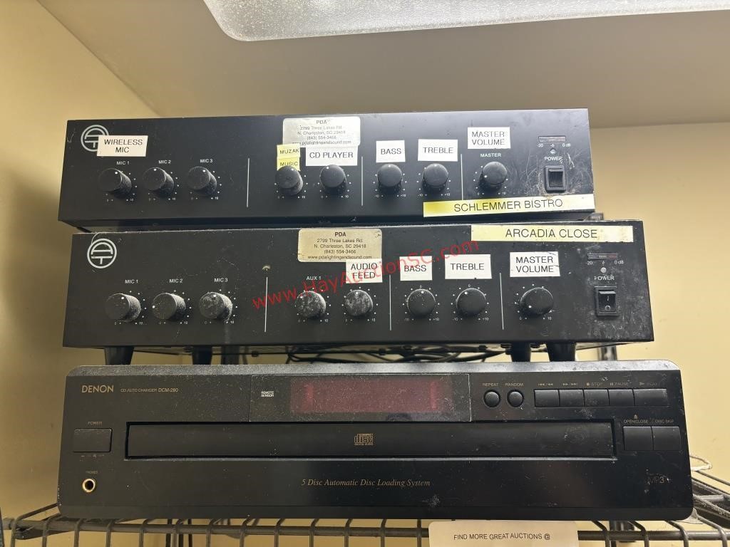 LOT - STEREO SYSTEM W/ SPEAKERS