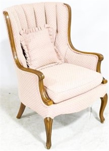 Vintage Tufted Back Upholstered Chair