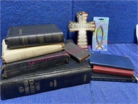 Bibles & related (large & smaller)