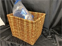 BASKET W/ LOTS OF FABRIC PCS AND SCRAPS