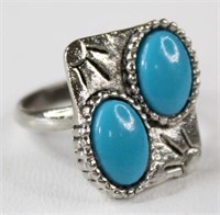Turquoise Southwestern Style Ring (Size: 7)