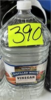 distilled white vinegar