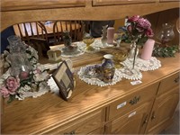 CANDLE, SHELLS, DECOR TOP OF HUTCH TOP ONLY