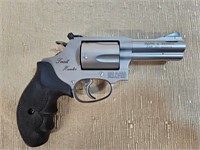 Smith & Wesson 60-10 357 Mag Revolver
