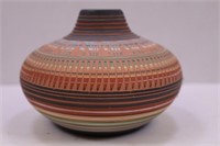 NATIVE AMERICAN NAVAJO CEDAR MESA POTTERY SIGNED