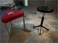 2- Stools