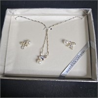 Genuine Austrian Crystal Necklace & Earring Set.