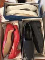 Size 10 women’s shoes