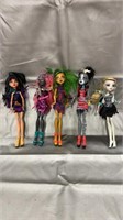 5 monster high dolls loose