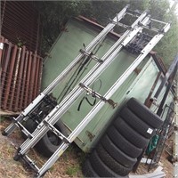 2 Rhino Rack Tradesman Aluminium Ladders