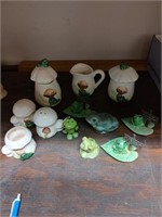 Frogs and Mushroom set