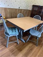 Kitchen table 
36x59x30 
 
6 Chairs 
17x17x36