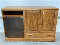 OAK TV ENTERTAINMENT CENTER STAND -55" X 23" X 36"