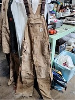 Carhartt bib overalls some wear and tear size 32