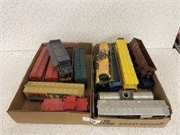 16 TRAIN CARS - O SCALE