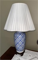 Vintage Blue Urn Porcelain Table Lamp w/ Shade