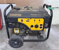 GENERATOR CHAMPION 4000/ FOR PARTS NOT WORKING