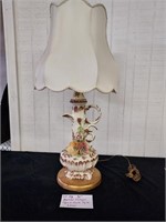 Old 31" porcelain lamp looks to be Capodimonte