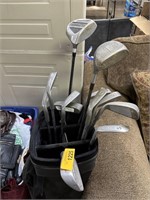 LOT OF MAXFLI GOLF CLUBS