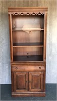 Broyhill 3 Shelf Wood Unit / Cabinet