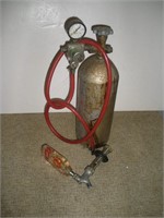 CO2 Tank & Beer Tap  Tank - 18 Inches Tall
