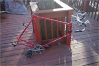 SCHWINN TRAVELER BIKE FRAME ONLY