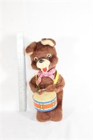 Vintage made in Japan The Drumming Bear wind up