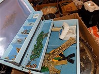 JEWELRY BOX  WITH A LOT OF ROSARYS  AND GLASS